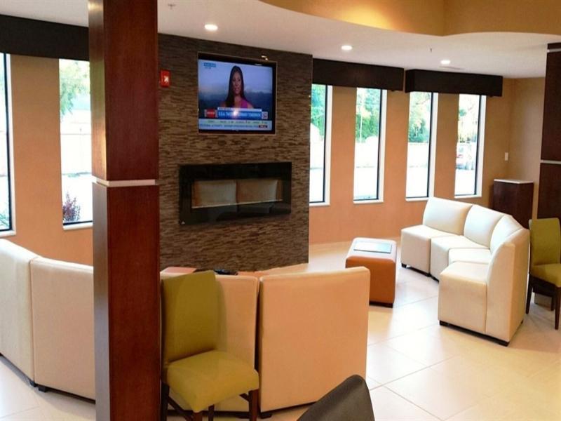 Holiday Inn Express & Suites St Louis Airport By Ihg Woodson Terrace Extérieur photo